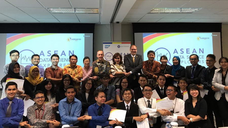 Indonesia Menangi Kompetisi Asean Data Science Explorer Tingkat